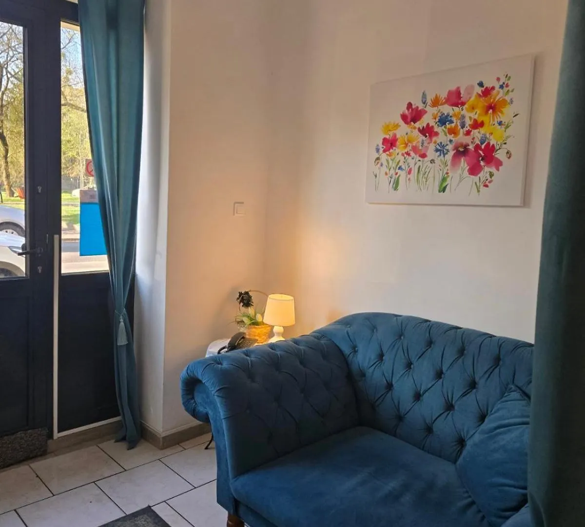 Pastel Guest Rooms Warsaw Homestay